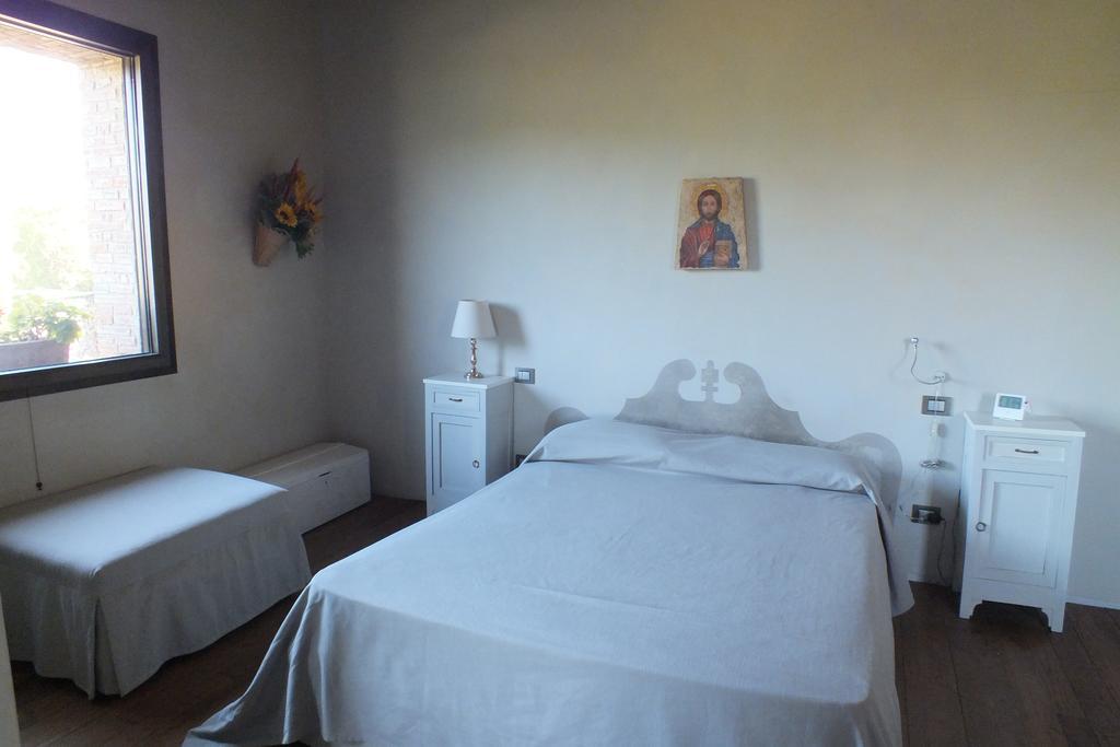 Casetta Dell'Uliveto Macchiascandona Room photo